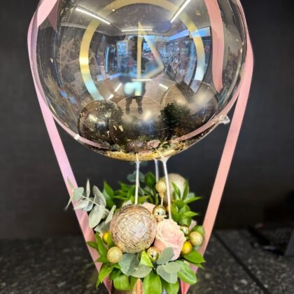 Elegant Bobo Balloon Christmas Arrangement