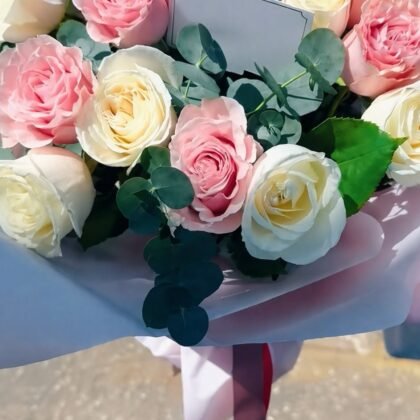 Mixed Roses Bouquet