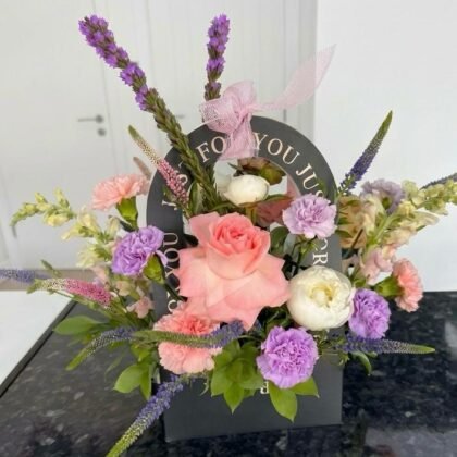 Mixed Flowers Arrangement