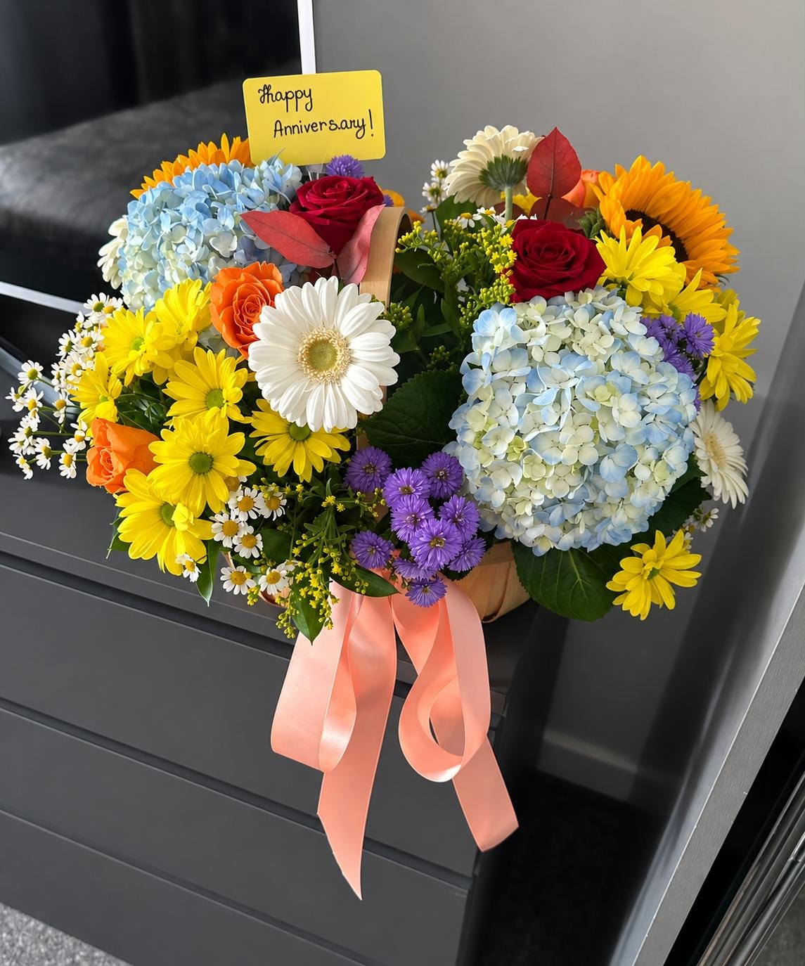 Charming Mixed Arrangement